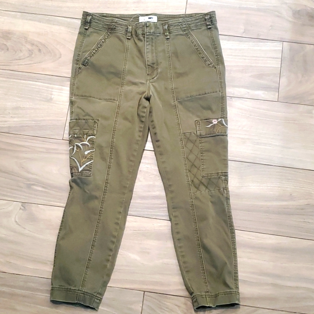 ANTHROPOLOGIE SKINNY CARGO PANTS